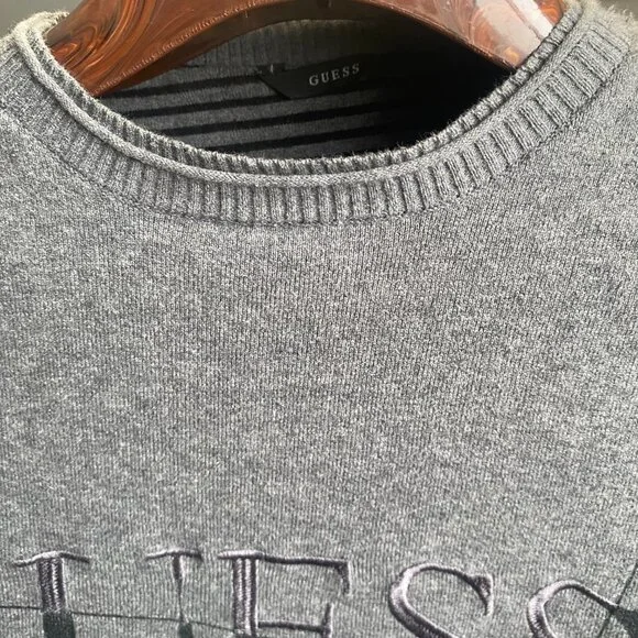 PULL GUESS - Picture 3 of 3